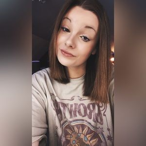 Meet your Posher, Kaitlyn